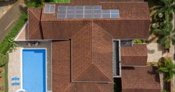 Die steigende Nachfrage nach Solarheizungen ist eine Folge der Energiekrise (Foto: AdobeStock - Pavel 382481990)