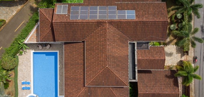 Die steigende Nachfrage nach Solarheizungen ist eine Folge der Energiekrise (Foto: AdobeStock - Pavel 382481990)