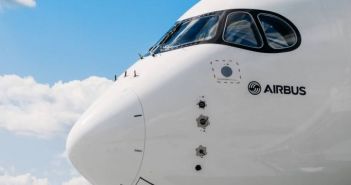 EGNOS V3 überzeugt als führender Navigationsdienst EGNOS V3: Neue Ära der Flugnavigation (Foto: AdobeStock - aapsky 298944793)