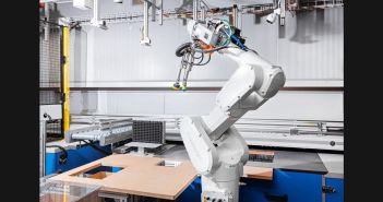 justPick“ Roboter von Nomagic bietet Flexibilität und Effizienz für Arvato Arvato intensiviert Einsatz von Robotern für effiziente (Foto: Arvato)