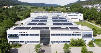 ASSA ABLOY startet größte EMEIA-Photovoltaikanlage mit 1.104 kWp (Foto: ASSA ABLOY Sicherheitstechnik GmbH)