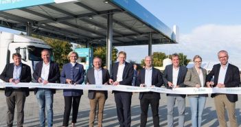 Ministerpräsident Günther eröffnet Kieler Wasserstofftankstelle mit 2 Megawatt (Foto: GP JOULE)