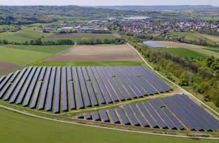 195 Bürger investieren 1,4 Millionen Euro in Solarpark (Foto: Stadtwerke Schwäbisch Hall GmbG)